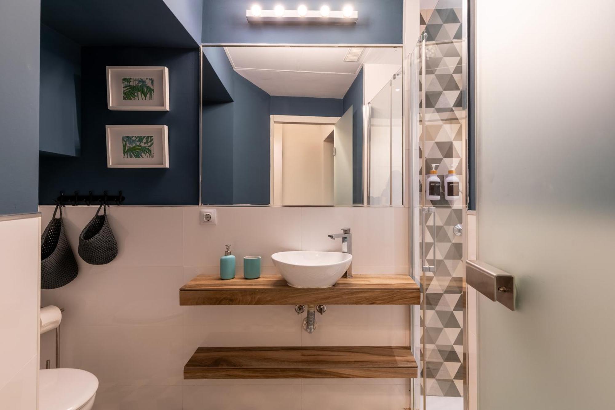 Apartamentos Rg Goyeneta Sevilla Exteriör bild